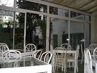 Montmartrois Hotel 2*